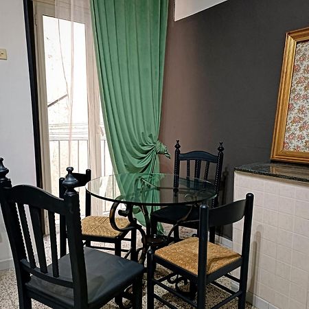 Boric Home -Centro Storico - Napels Buitenkant foto